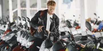 Choosing Your First Motorcycle: A Comprehensive Guide