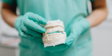 How to Care for Your Dentures to Ensure Maintenance and Longevity